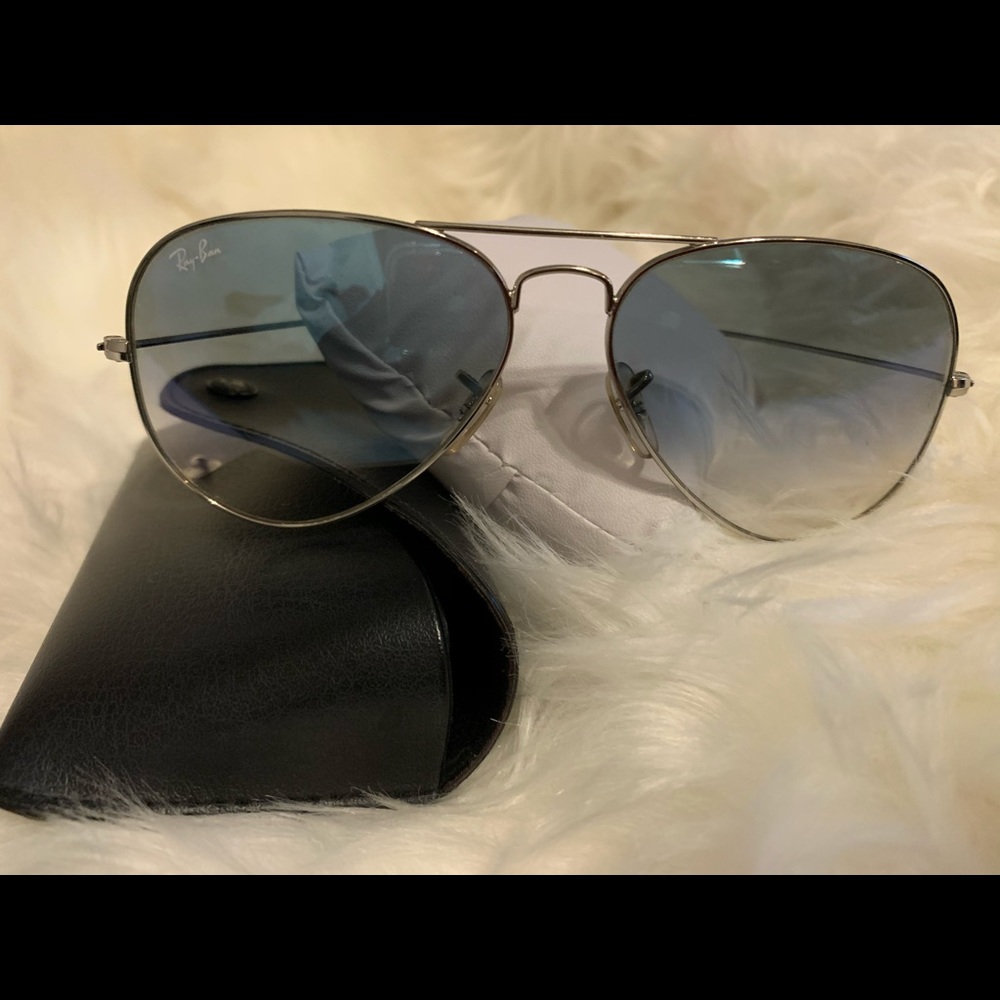 Ray ban